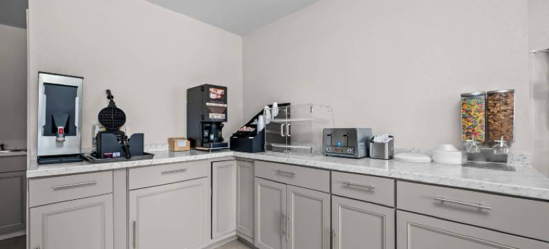 比洛克西海滩伊克诺旅馆(Econo Lodge Biloxi Beach)图片