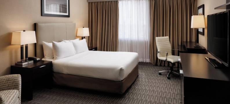 波默罗伊酒店及会议中心(Pomeroy Hotel & Conference Centre)图片