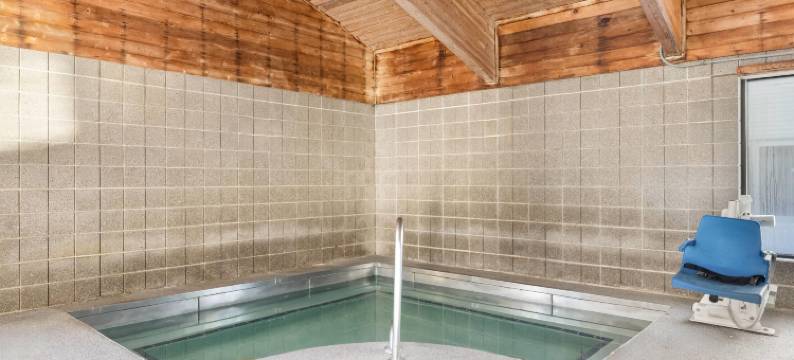 阿伯丁活动中心温德姆美吟温德姆酒店(AmericInn by Wyndham Aberdeen Event Center)图片