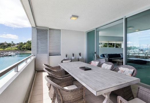 Peninsula Airlie BeachHotel Overview