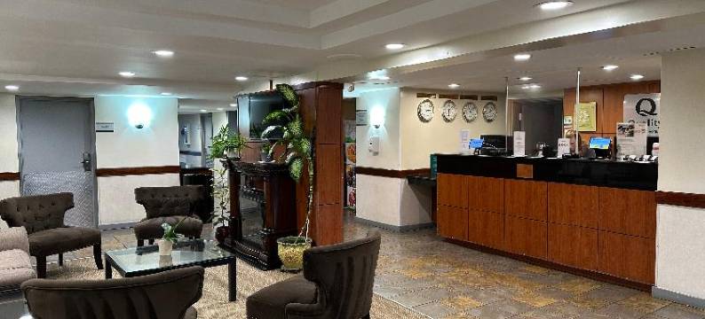 埃弗里特凯艺套房酒店(Quality Inn & Suites Everett)图片