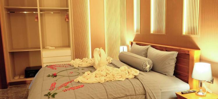 靠近步行街的私人按摩浴缸泳池套房(Private Jacuzzi Pool Suite Near Walking Street)图片