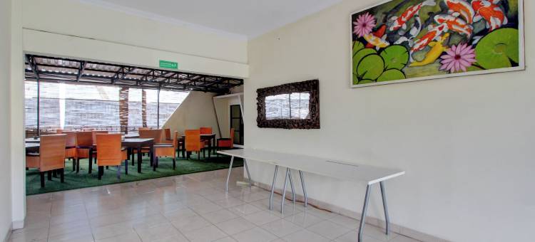 橡树联排别墅潘卡纳卡玛琉波罗酒店(Townhouse Oak Pancanaka Malioboro Hotel)图片