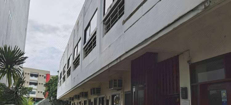 红多兹酒店-近那牙市科尔甘特桥(RedDoorz near Colgante Bridge Naga City)图片