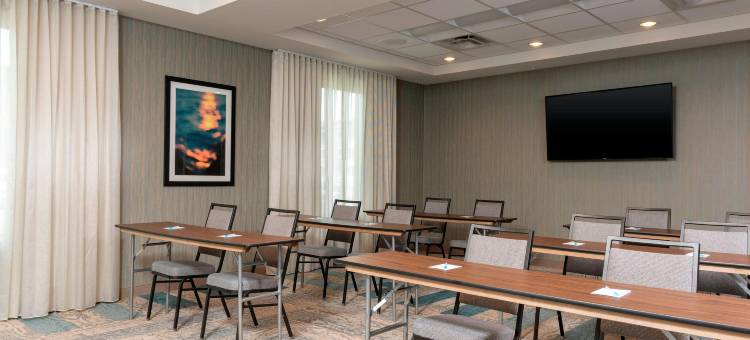 印第安纳波利斯卡梅尔万枫酒店及套房(Fairfield Inn & Suites Indianapolis Carmel)图片
