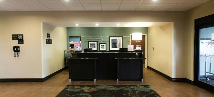 米德尔伯里欢朋套房酒店(Hampton Inn & Suites Middlebury)图片