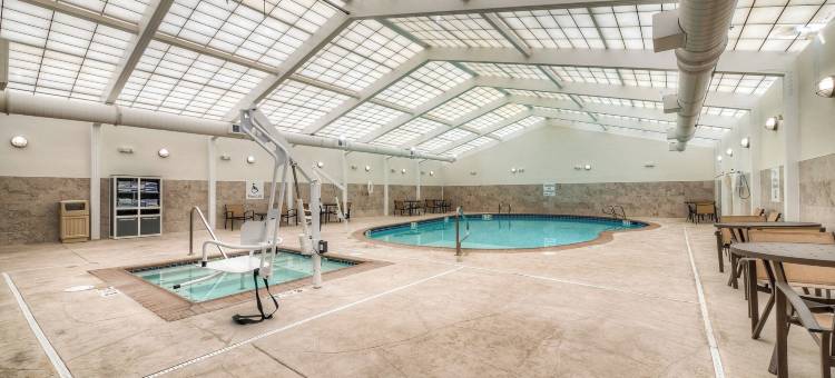 塔科马购物中心假日酒店(Holiday Inn TACOMA MALL by IHG)图片