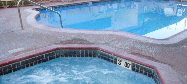 南菲耶斯塔公园罗德威套房酒店(Rodeway Inn & Suites South of Fiesta Park)图片