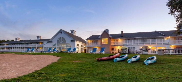 圣伊格纳斯湖畔温德姆呗盟酒店(Baymont by Wyndham St. Ignace Lakefront)图片