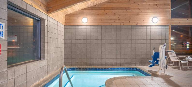 拉斯威利呗盟套房酒店(Baymont by Wyndham Lakeville)图片