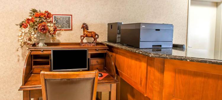 北日耳曼敦凯艺套房酒店(Quality Inn & Suites Germantown North)图片