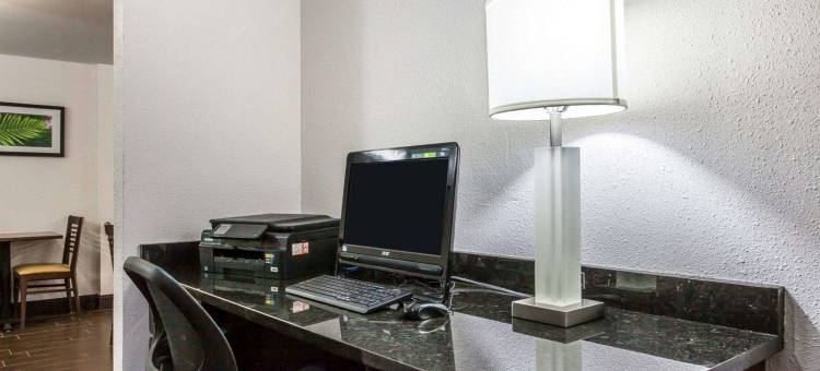 I-90 及阿什塔比拉区舒眠套房酒店(Sleep Inn & Suites Near I-90 and Ashtabula)图片