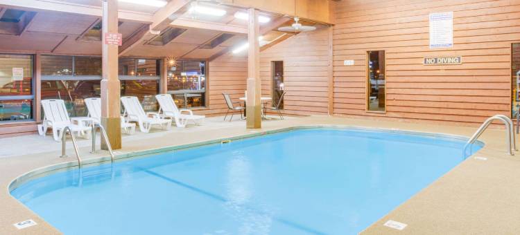 米切尔速8酒店(Super 8 by Wyndham Mitchell)图片