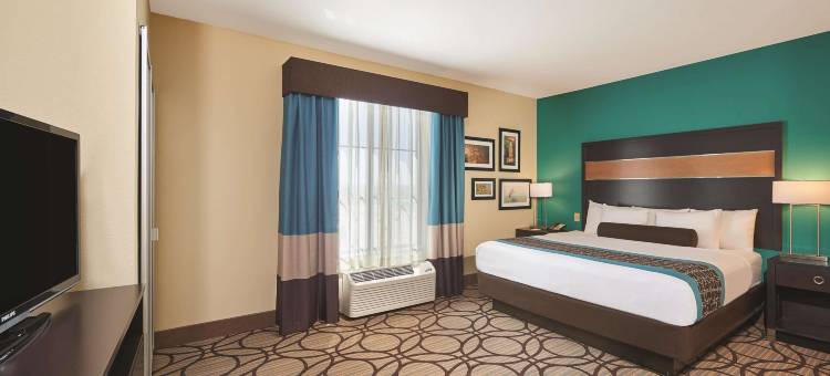 卡尔斯巴德拉昆塔温德姆套房酒店(La Quinta Inn & Suites by Wyndham Carlsbad)图片