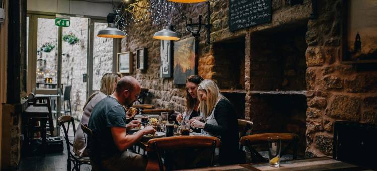 太阳酒店&酒吧(The Sun Hotel & Bar)图片