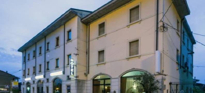 波斯托伊纳酒店(Hotel Postumia)图片