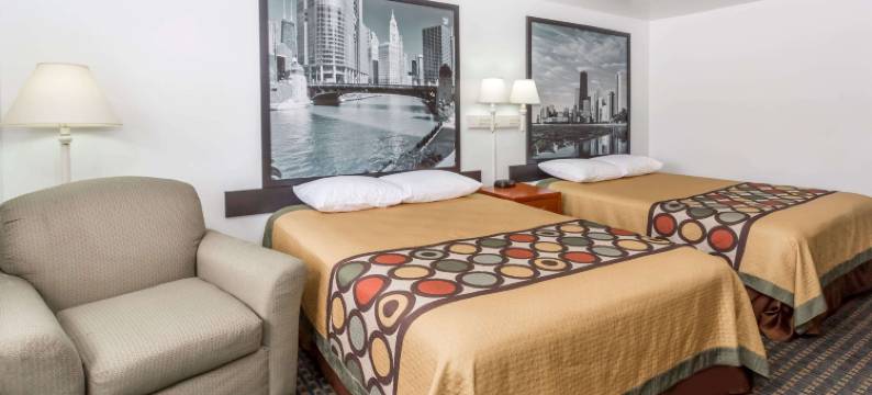 罗克福尔斯-施特林地区速8酒店(Super 8 by Wyndham Rock Falls Sterling Area)图片