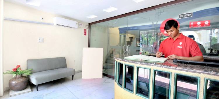 OYO 4256 拉赫马哈尔酒店(Hotel O Rajmahal)图片