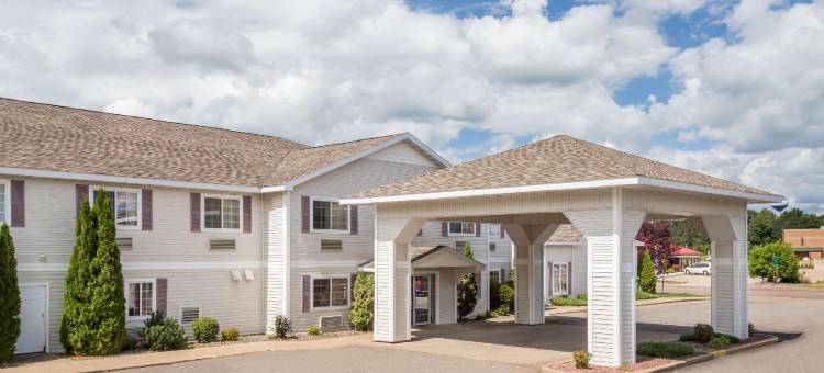 AmericInn伊格尔里弗市中心酒店(AmericInn by Wyndham Eagle River Downtown)图片