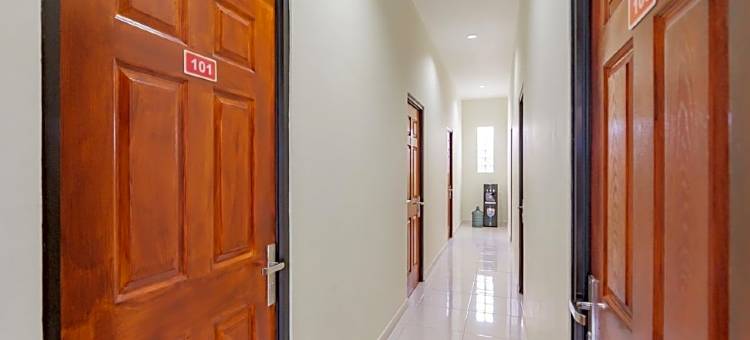 巴厘巴板红多兹酒店阿尔卡塞平甘机场(RedDoorz Near Arka Sepinggan Airport Balikpapan)图片