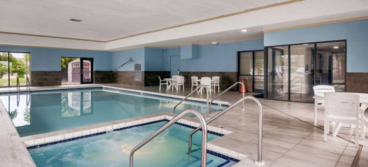 沃基肖大贝斯特韦斯特酒店(Best Western Waukesha Grand)图片