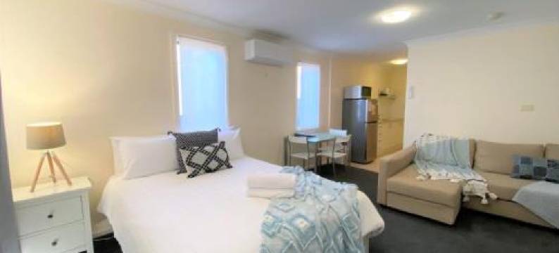 Poley Cow Studio - Lake & Mountain Views l Air-Con l Parking图片