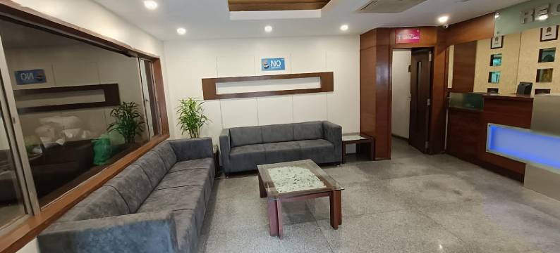 Rapid Lakme Executive Hotel图片