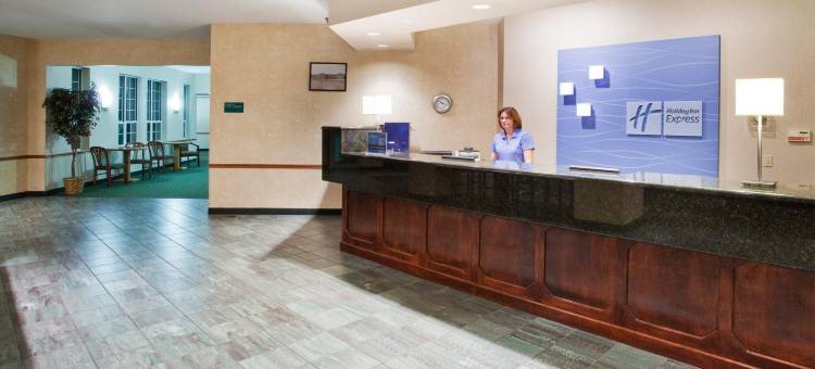 Holiday Inn Express ST。 IGNACE，湖前(Holiday Inn Express ST. Ignace-Lake Front)图片