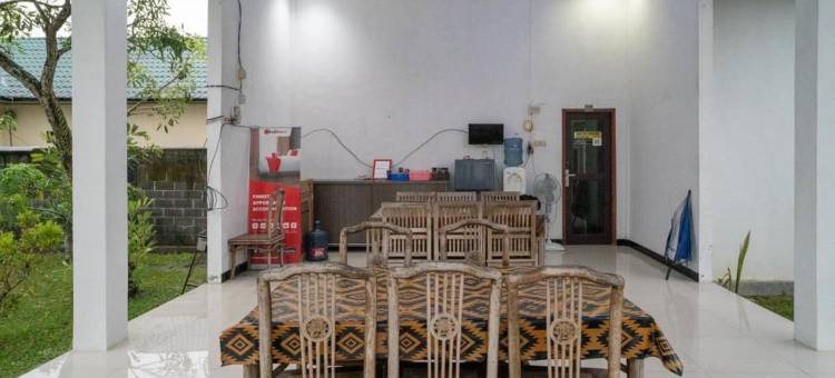 RedDoorz Syariah Near Syamsudin Noor Airport 4图片