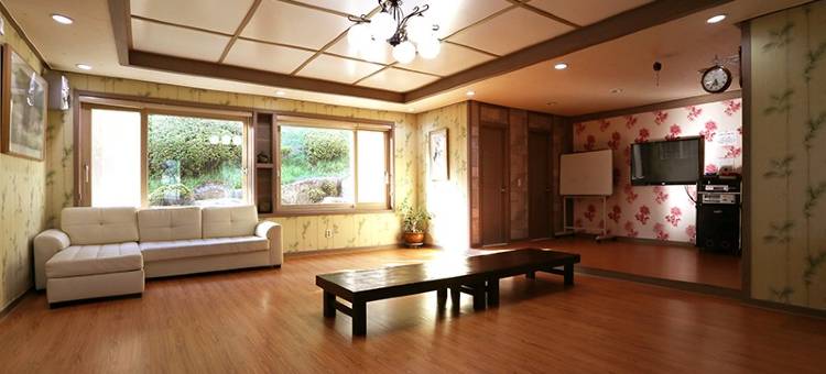 坡州春天园民宿(Paju Harujengwon Pension)图片