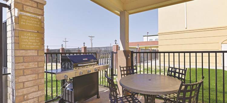 阿比林购物中心拉昆塔温德姆套房酒店(La Quinta Inn & Suites by Wyndham Abilene Mall)图片