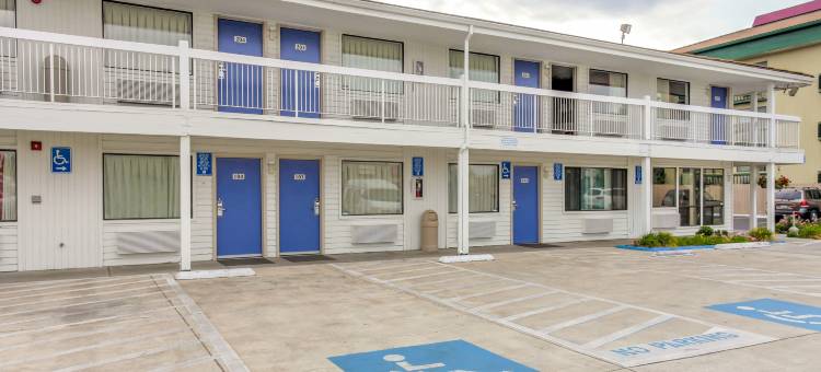 梅德福北6号汽车旅馆(Motel 6 Medford, or - North)图片