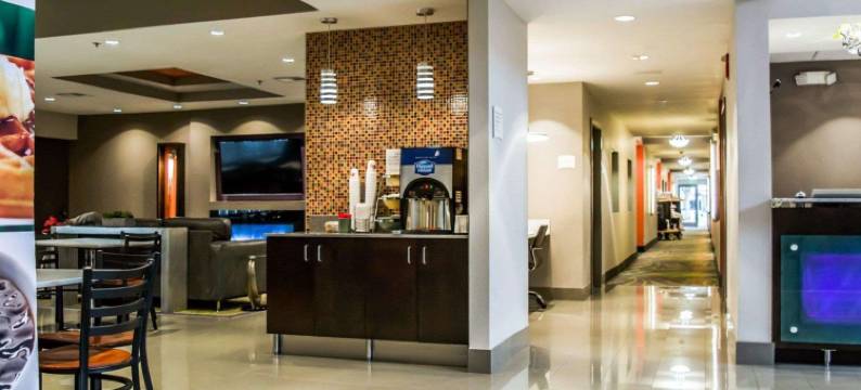 迈尔斯堡- I-75 凯艺全套房酒店(Quality Suites Fort Myers Airport I-75)图片