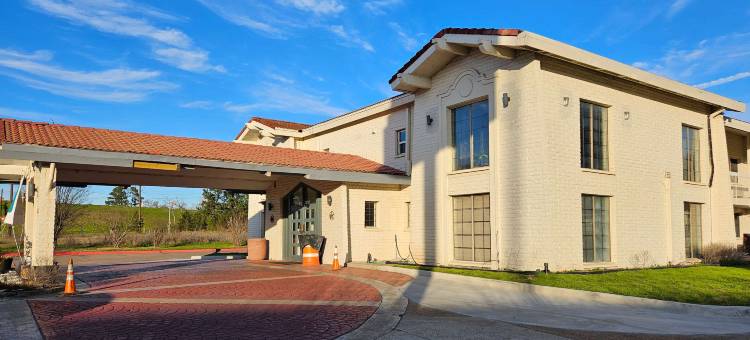 Baymont by Wyndham Nacogdoches Near University图片