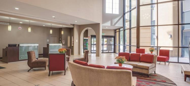 舒适酒店及套房维罗纳在转石度假村娱乐场(Comfort Inn & Suites Verona at Turning Stone Resort Casino)图片