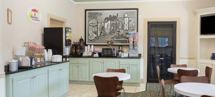 温德姆阿德尔 GA I-75 速 8 酒店(Super 8 by Wyndham Adel GA I-75)图片