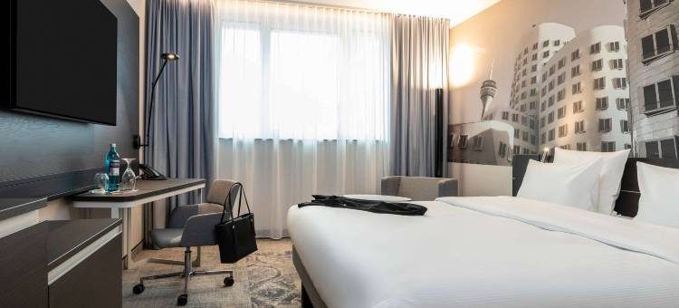 塞尔多夫机场诺富特酒店(Novotel Düsseldorf Airport)图片