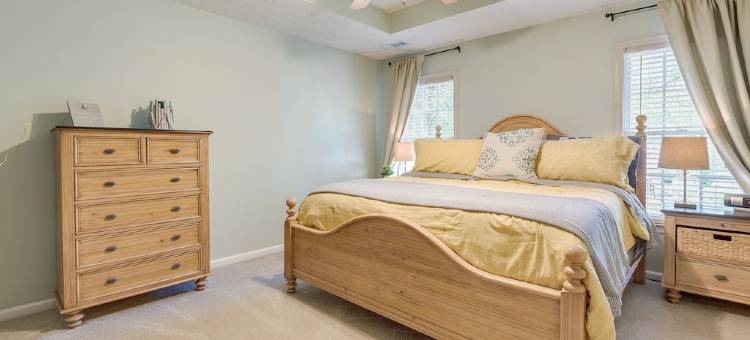 允许携带宠物的Lagrange露台度假租赁(Pet-Friendly Lagrange Vacation Rental w/ Deck!)图片