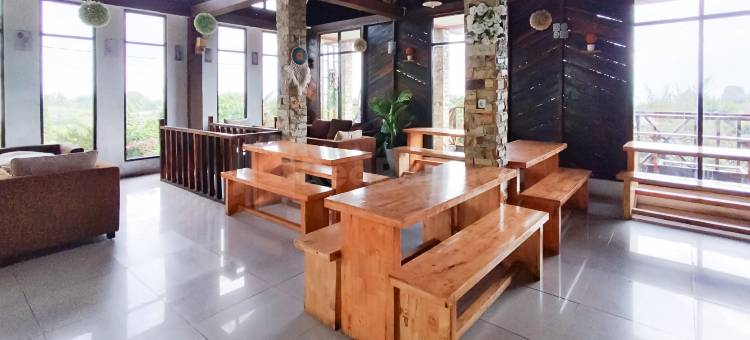 As Resto,Café & Hotel Mitra RedDoorz图片