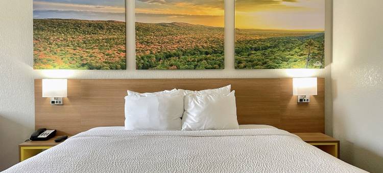 哥伦布戴斯酒店(Days Inn by Wyndham Columbus IN)图片