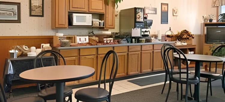 伯灵顿温德姆速8酒店(Super 8 by Wyndham Burlington)图片