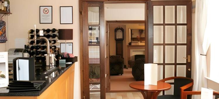 格鲁夫之家酒店(Grove House Hotel)图片