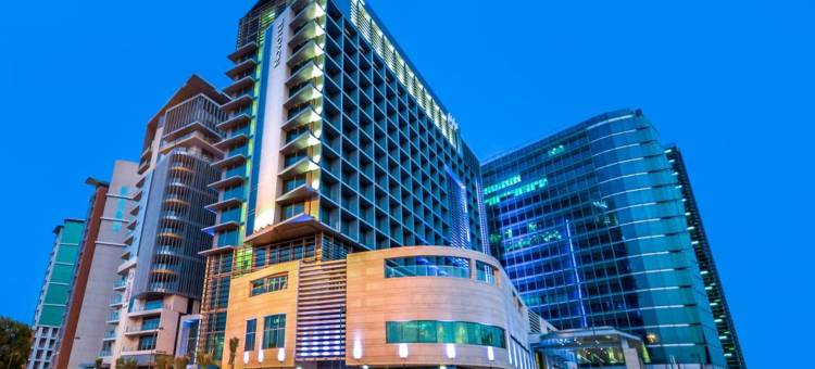 阿布扎比阿尔布斯坦诺富特酒店(Novotel Abu Dhabi Al Bustan)图片