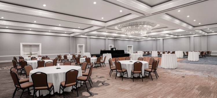 纽波特海滩万丽酒店(Renaissance Newport Beach Hotel)图片