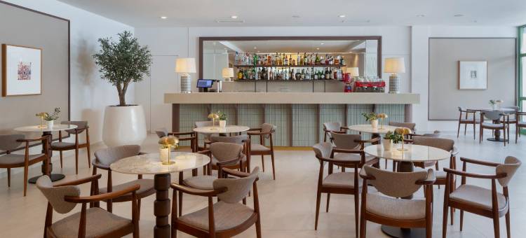 蓝太阳码头酒店(Bluesun Hotel Marina)图片