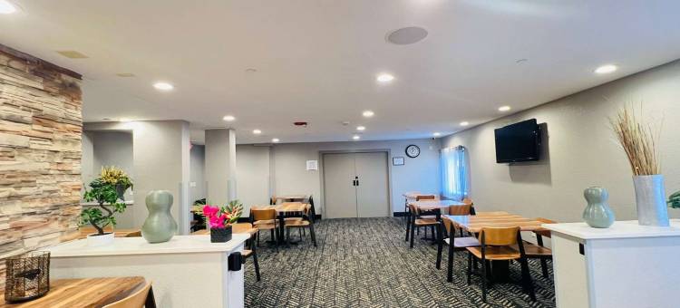 格伦代尔/密尔沃基AmericInn酒店(AmericInn by Wyndham Glendale/Milwaukee)图片