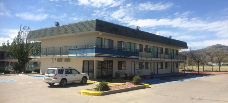 拉顿Travelodge by Wyndham酒店(Travelodge by Wyndham Raton)图片