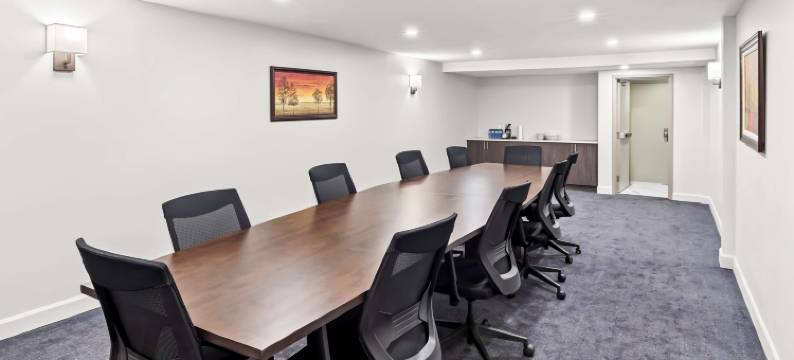 东蒙特利尔贝斯特韦斯特优质酒店(Best Western Plus Montreal East)图片