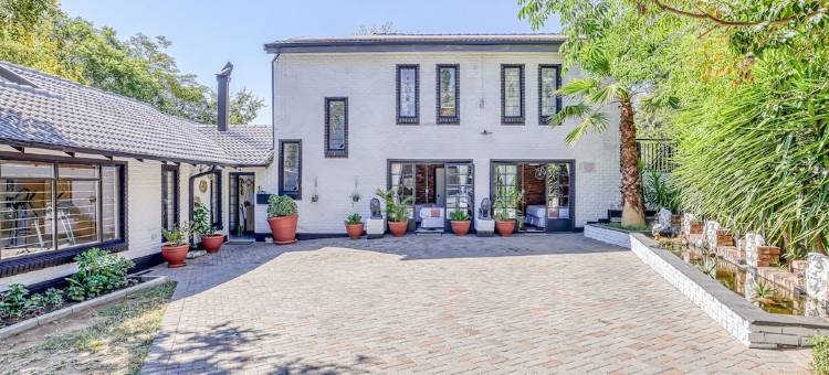 贝德福庄园酒店(The Bedford Manor)图片