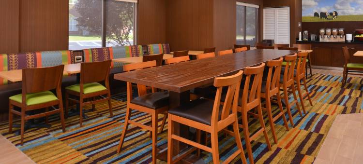 路易斯维尔北部万枫套房酒店(Fairfield Inn & Suites Louisville North)图片